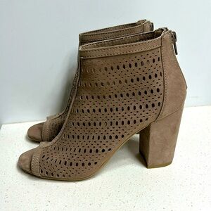 Charming Charlie Ankle Booties Peep Toe Taupe 6
